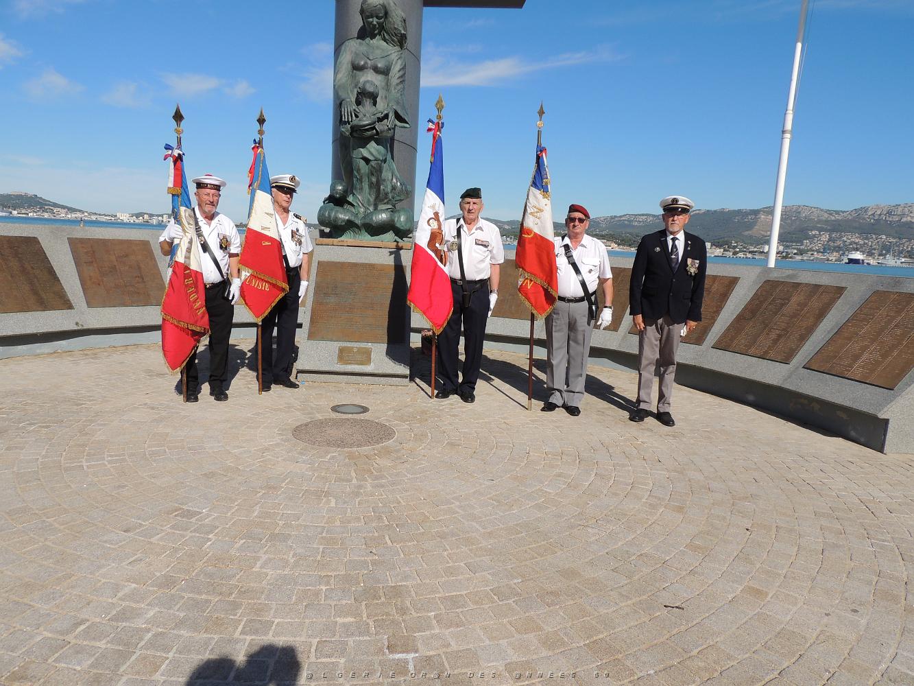 2022 08 21 TOULON HOMMAGE AUX MARINS DU SOUS MARIN LA GALATEE (5).JPG -           
